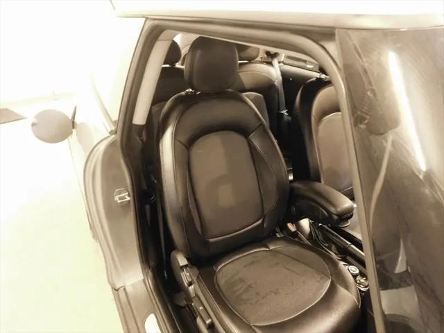 2017 MINI Hardtop Cooper