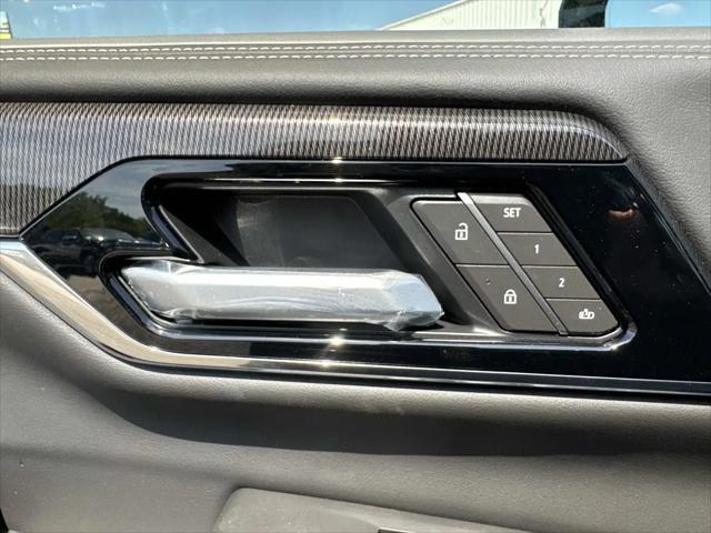 2026 GMC Yukon XL 4WD Elevation