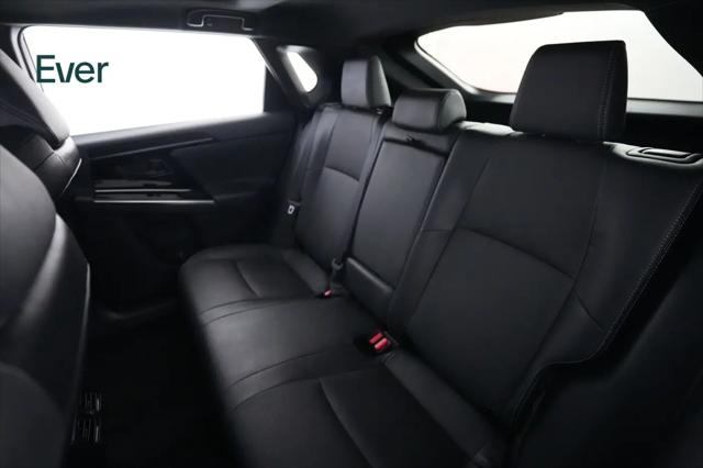 2023 Subaru Solterra Touring