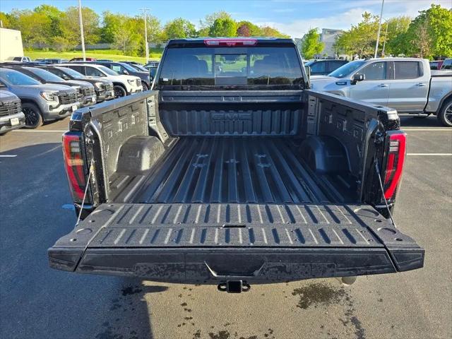 2026 GMC Sierra 2500HD Crew Cab, Standard Bed, AT4X, 4WD