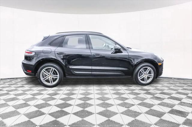 2023 Porsche Macan Macan