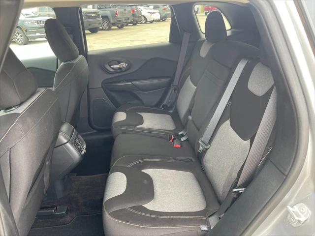2016 Jeep Cherokee Altitude