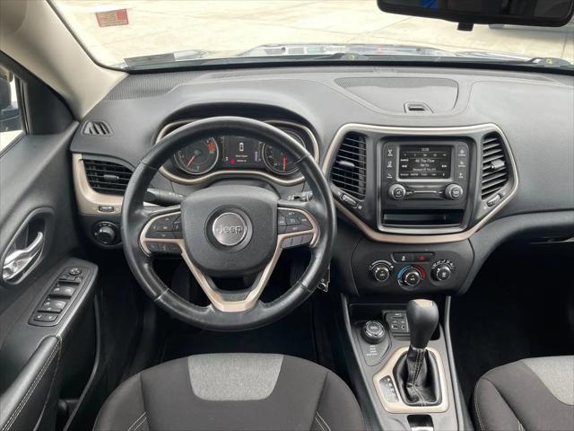 2016 Jeep Cherokee Altitude