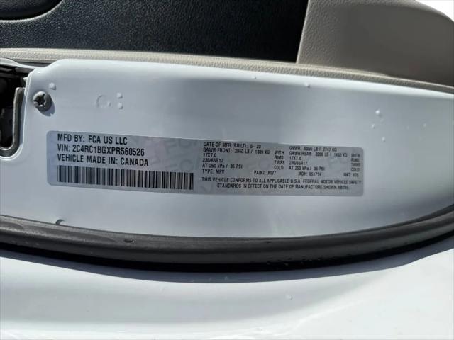 2023 Chrysler Pacifica Touring L