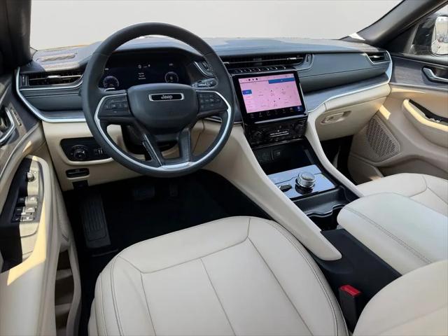 2025 Jeep Grand Cherokee Limited 4x4