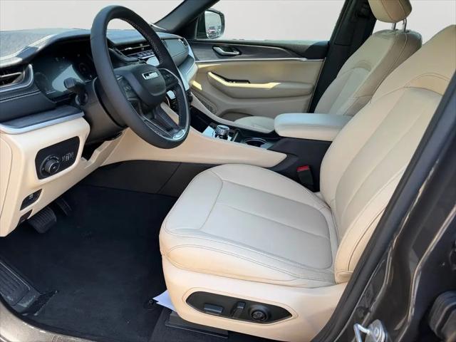 2025 Jeep Grand Cherokee Limited 4x4