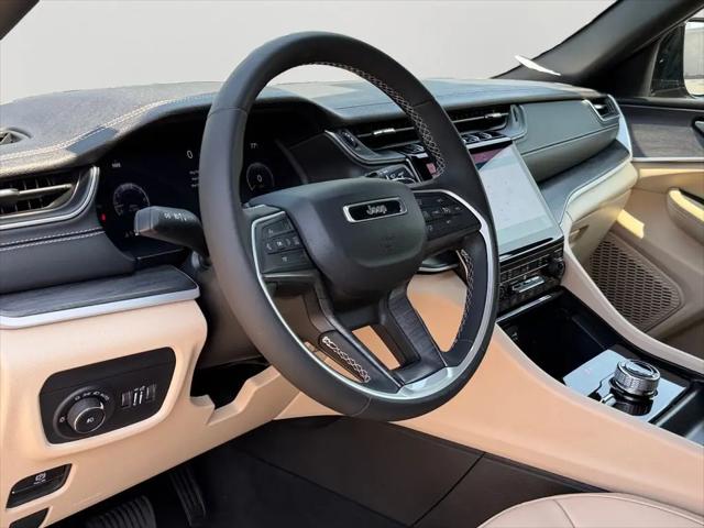 2025 Jeep Grand Cherokee Limited 4x4