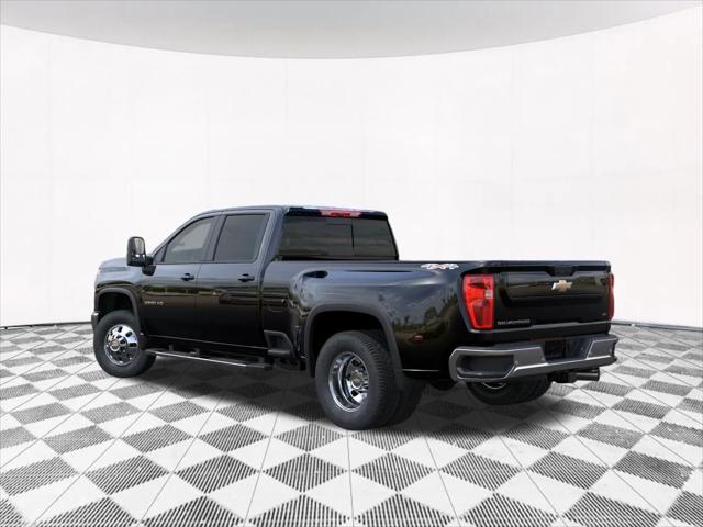2026 Chevrolet Silverado 3500HD Crew Cab, Long Bed, LT Dual Rear Wheel, RWD