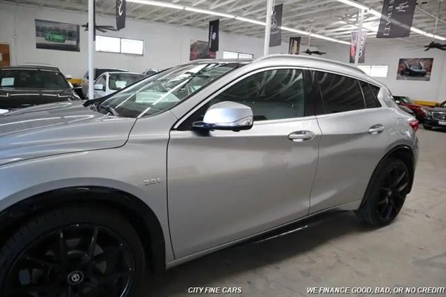 2019 INFINITI QX30 ESSENTIAL