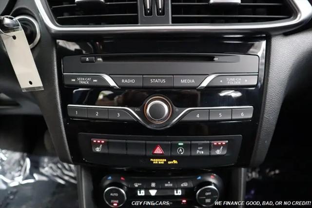 2019 INFINITI QX30 ESSENTIAL