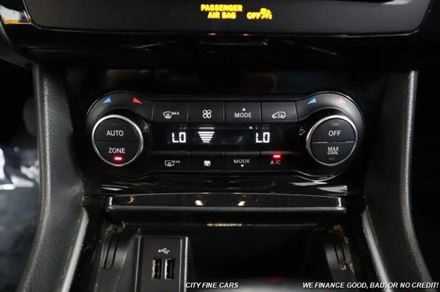 2019 INFINITI QX30 ESSENTIAL