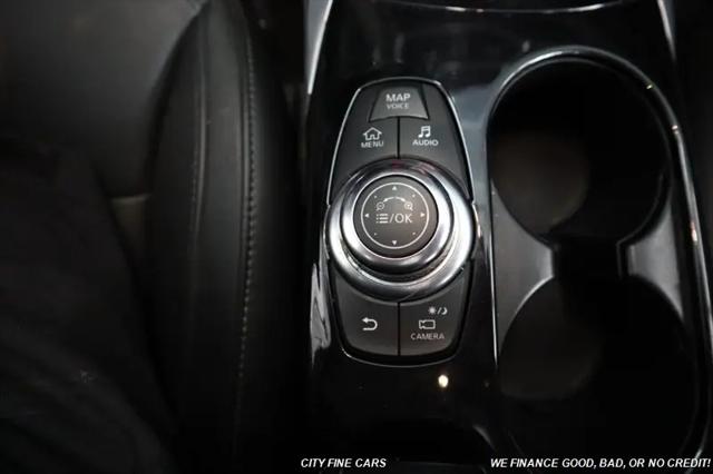 2019 INFINITI QX30 ESSENTIAL