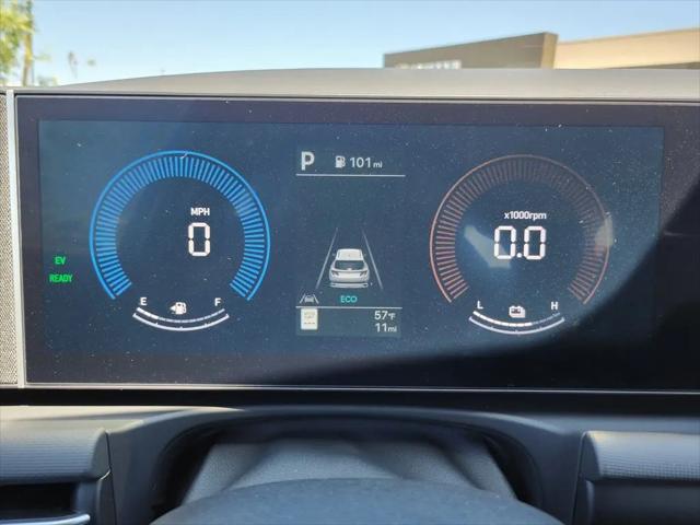 2026 Hyundai Tucson Hybrid Blue SE