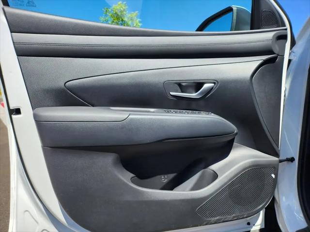 2026 Hyundai Tucson Hybrid Blue SE