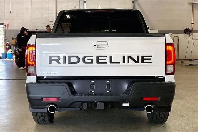 2025 Honda Ridgeline Black Edition