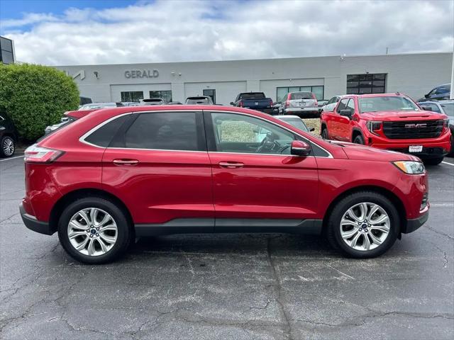 2020 Ford Edge Titanium