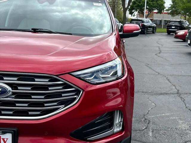 2020 Ford Edge Titanium