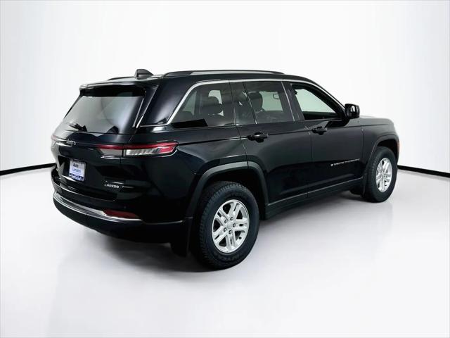 2023 Jeep Grand Cherokee Laredo 4x4