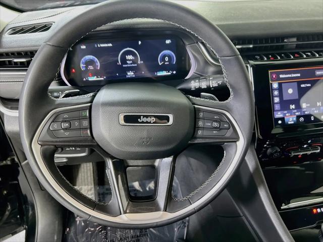 2023 Jeep Grand Cherokee Laredo 4x4