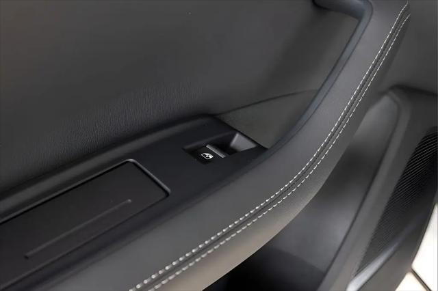 2023 Audi Q8 Premium Plus 55 TFSI quattro Tiptronic