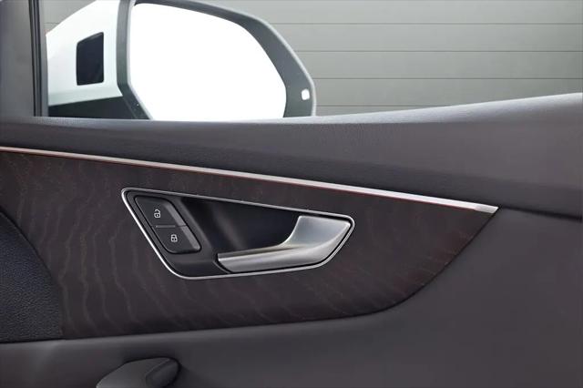 2023 Audi Q8 Premium Plus 55 TFSI quattro Tiptronic