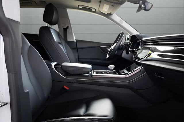 2023 Audi Q8 Premium Plus 55 TFSI quattro Tiptronic