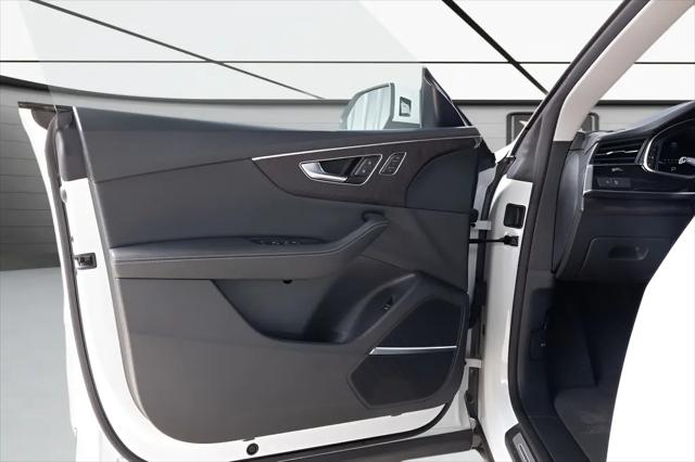 2023 Audi Q8 Premium Plus 55 TFSI quattro Tiptronic