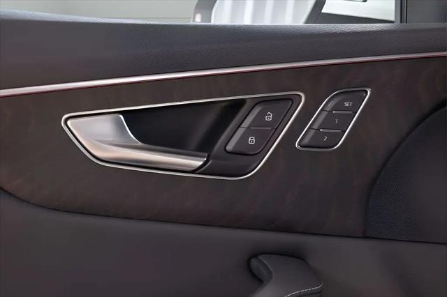 2023 Audi Q8 Premium Plus 55 TFSI quattro Tiptronic