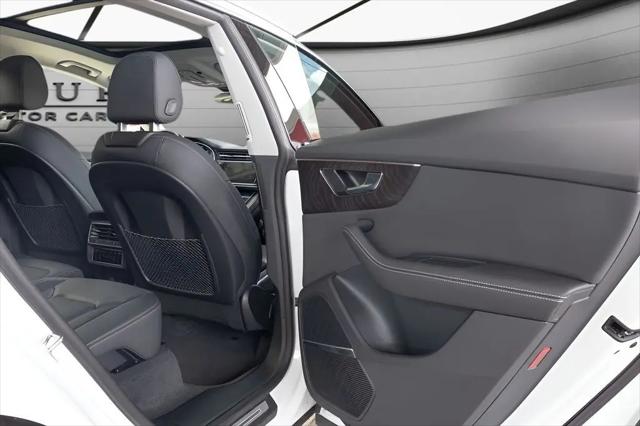 2023 Audi Q8 Premium Plus 55 TFSI quattro Tiptronic