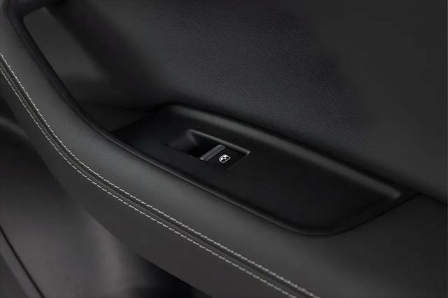 2023 Audi Q8 Premium Plus 55 TFSI quattro Tiptronic