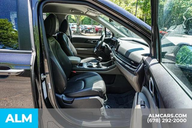 2025 Kia Carnival MPV LXS