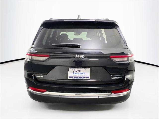 2023 Jeep Grand Cherokee Laredo 4x4