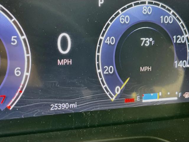 2023 Jeep Grand Cherokee Laredo 4x4