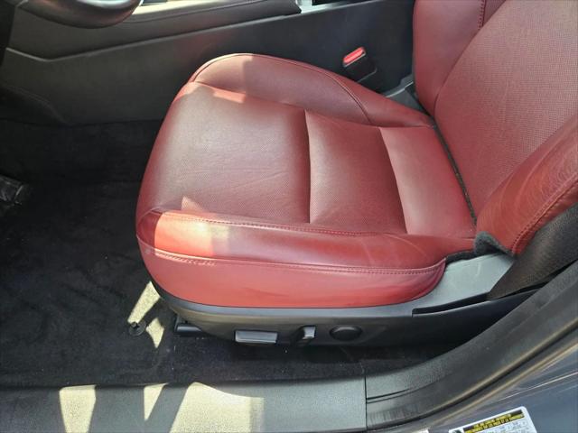 2025 Mazda Mazda3 2.5 S Carbon Edition