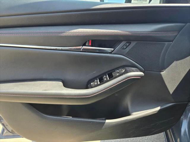 2025 Mazda Mazda3 2.5 S Carbon Edition