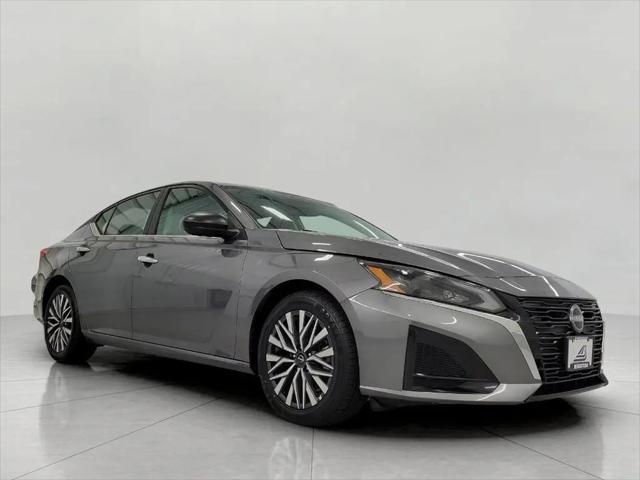 2025 Nissan Altima SV FWD for sale in Appleton, WI