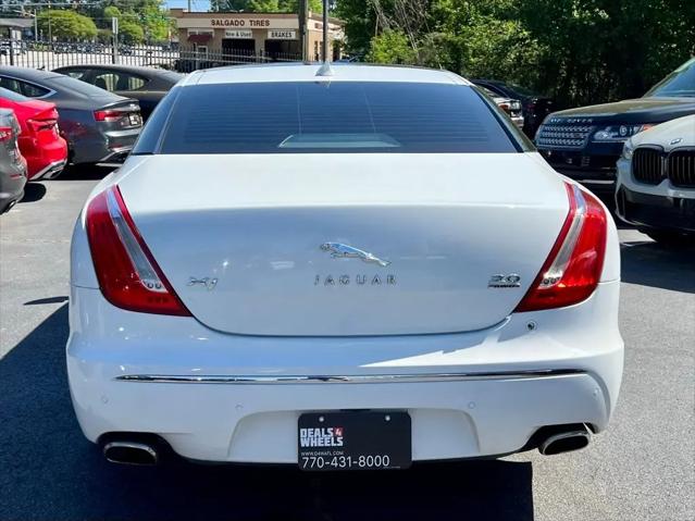 2013 Jaguar XJ Standard