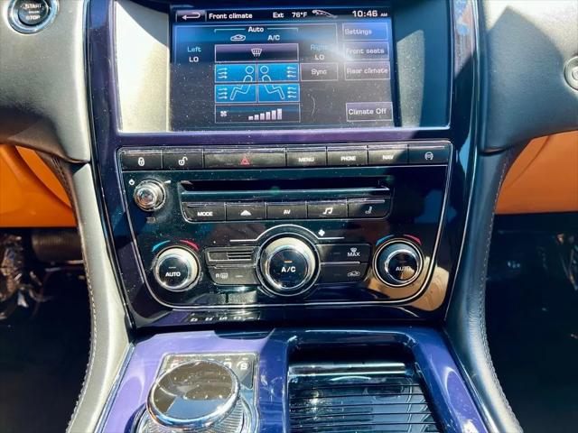 2013 Jaguar XJ Standard