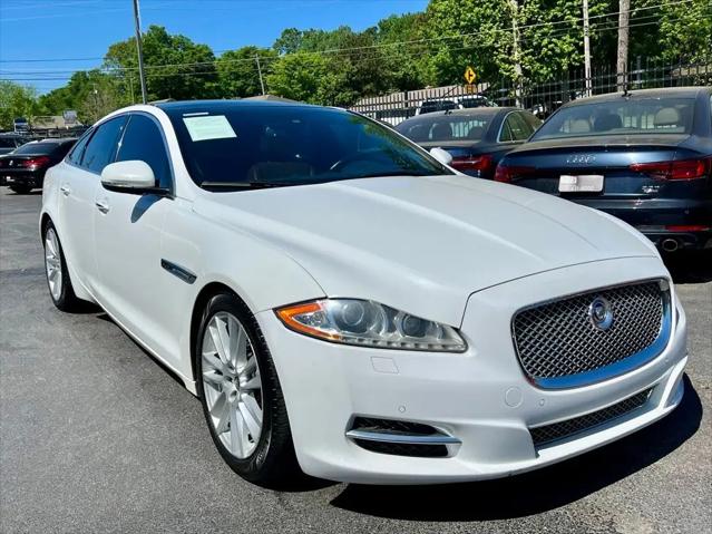 2013 Jaguar XJ Standard