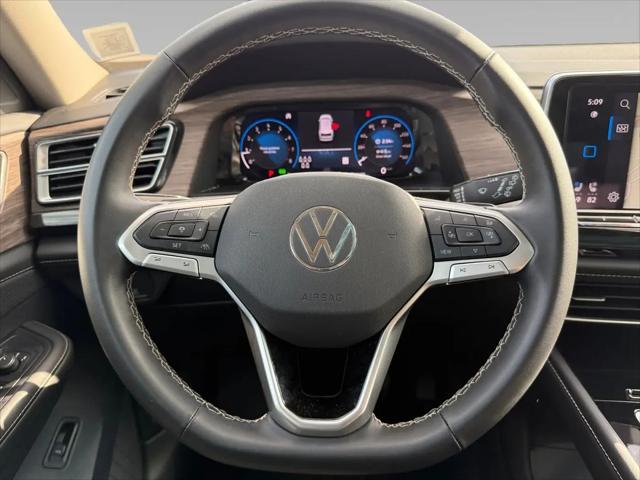 2025 Volkswagen Atlas 2.0T SEL