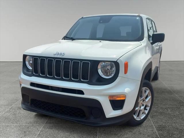 2023 Jeep Renegade Latitude 4x4 for sale in Wausau, WI