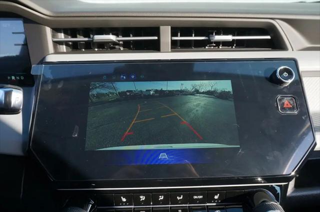 2027 Chevrolet Bolt LT FWD
