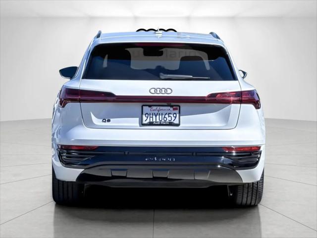 2024 Audi e-tron Prestige quattro