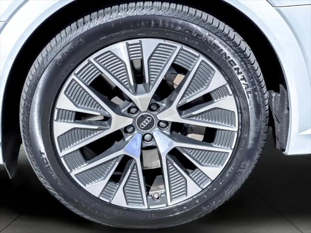 2024 Audi e-tron Prestige quattro