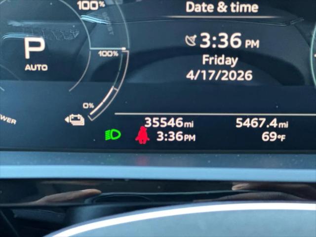 2024 Audi e-tron Prestige quattro