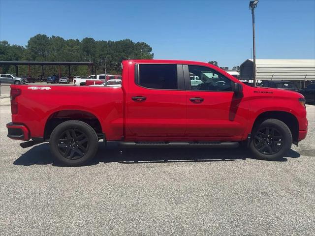 2026 Chevrolet Silverado 1500 4WD Crew Cab Short Bed Custom