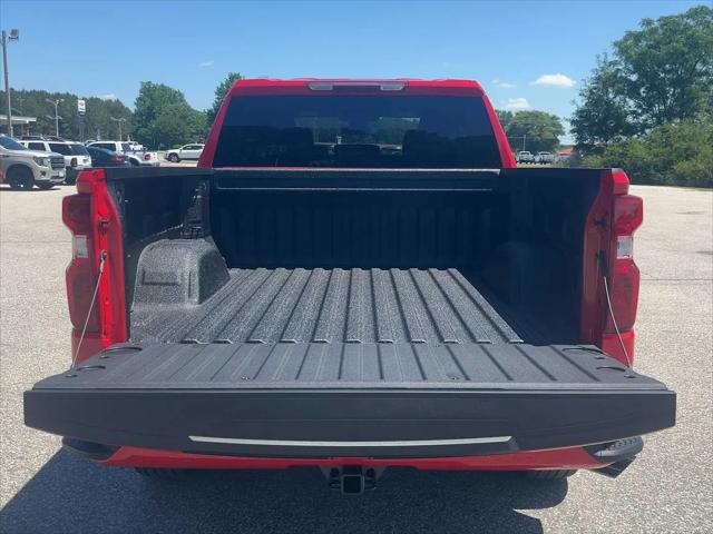 2026 Chevrolet Silverado 1500 4WD Crew Cab Short Bed Custom