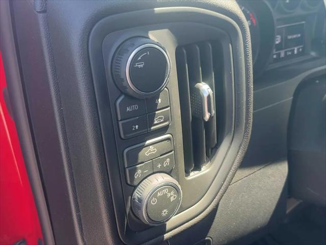 2026 Chevrolet Silverado 1500 4WD Crew Cab Short Bed Custom