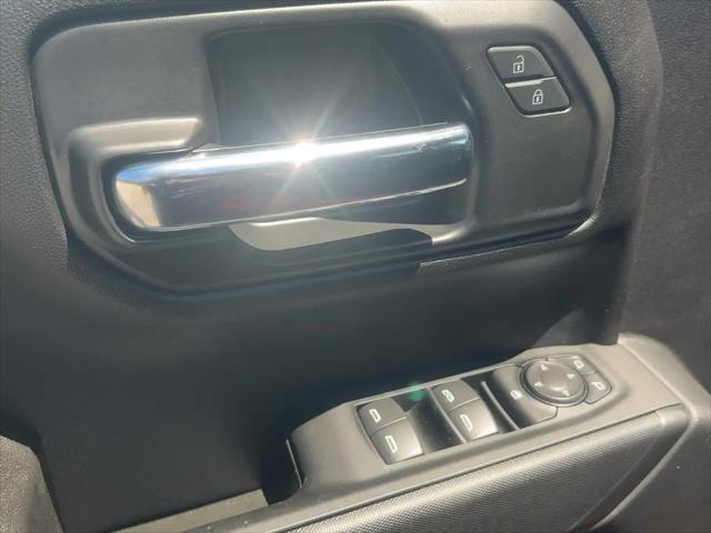 2026 Chevrolet Silverado 1500 4WD Crew Cab Short Bed Custom