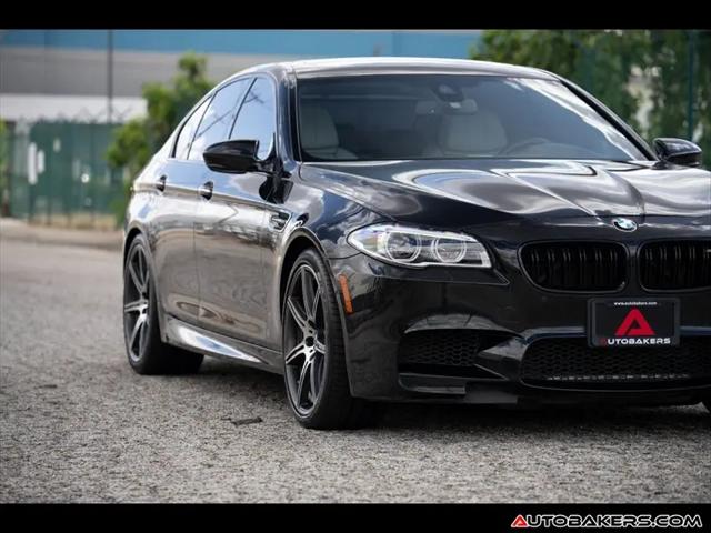 2016 BMW M5 Standard